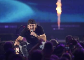 Concertgoer says man urinated on him and his family at Morgan Wallen’s show