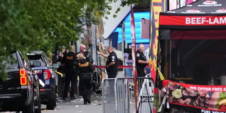 Police search for second suspect following Seattle food festival shooting that killed 3