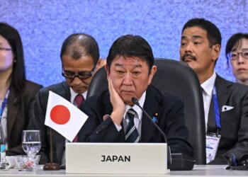 China and Japan differ on whether their foreign ministers spoke last week at ASEAN