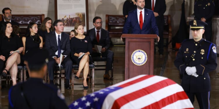 Lindsey Graham’s colleagues reflected on the loss of a ‘towering figure’