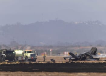 F-35 jet crashes at Marine Corps base in San Diego