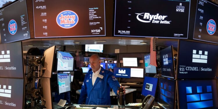 U.S. stocks rise to finish a wild July as Amazon soars, Apple sinks and inflation worries worsen