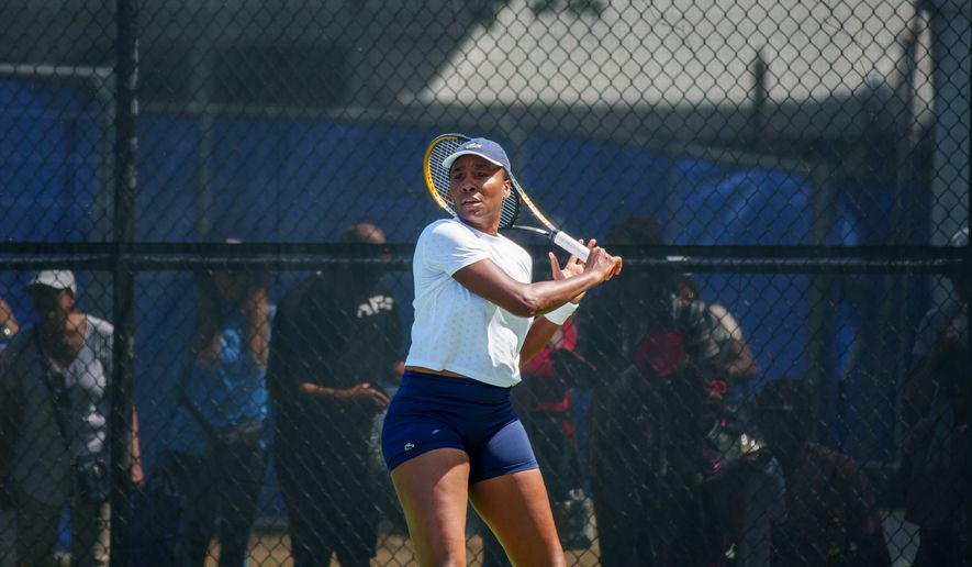 Venus Williams of the United States practices at the DC Open tennis tournament in Washington, D.C., Saturday, July 25, 2026. (All-Pro Reels)