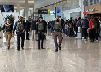 Manhattan Federal Building Hit with Molotov Cocktail; Anti-ICE Activist Arrested – HotAir