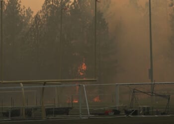 Eastern Washington fires have burned 600 structures and forced the evacuation of 5,000 homes