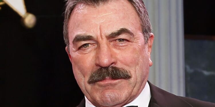 Tom Selleck says he stays quiet on politics to keep fans happy