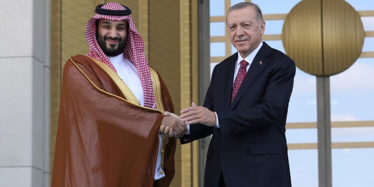 Turkey, Saudi Arabia, Pakistan sign defense pact as tensions continue in the Middle East