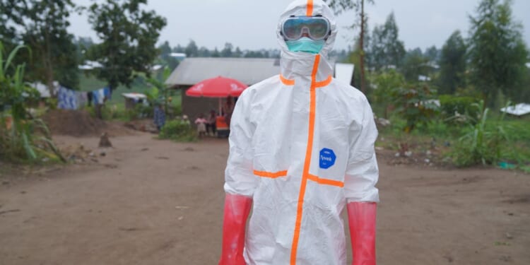 No Ebola cases found on quarantined river boat, Congo authorities say