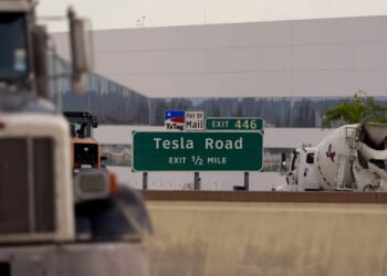 SpaceX, Tesla plan chip plant to dwarf world’s largest building