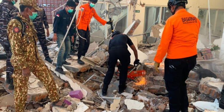 Magnitude 7.7 earthquake strikes off Indonesia’s coast, killing at least 40 and toppling buildings