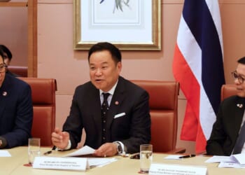 Thai prime minister meets security chiefs after coordinated attacks in 3 southern provinces