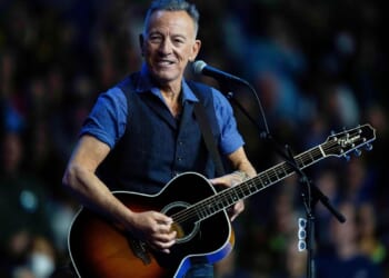 Veterans’ fundraiser draws Bruce Springsteen, Hasan Minhaj and Jon Stewart