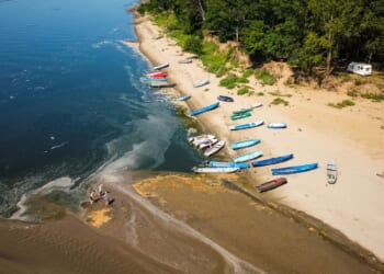 Drought and heat grip Central Europe, record-low Danube River affects tourism and industry