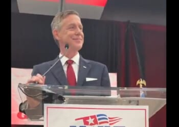 Trump-Endorsed Mazzei Wins Tight GOP Gubernatorial Primary in Oklahoma