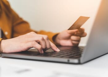 AI-generated 'pity scams' use fake wounded veterans to sell goods online