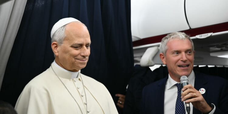 Contradicting Trump, Pope Leo says artificial intelligence safety concerns not 'fake news'