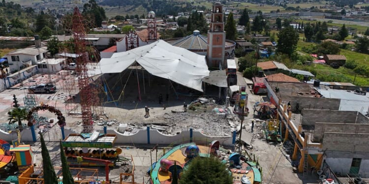 Explosion of fireworks in central Mexico kills at least 10 dead, injures 64 people