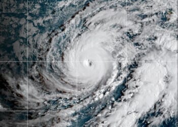 Hawaii residents told to expect tropical storm conditions as Hurricane Lowell passes to the west