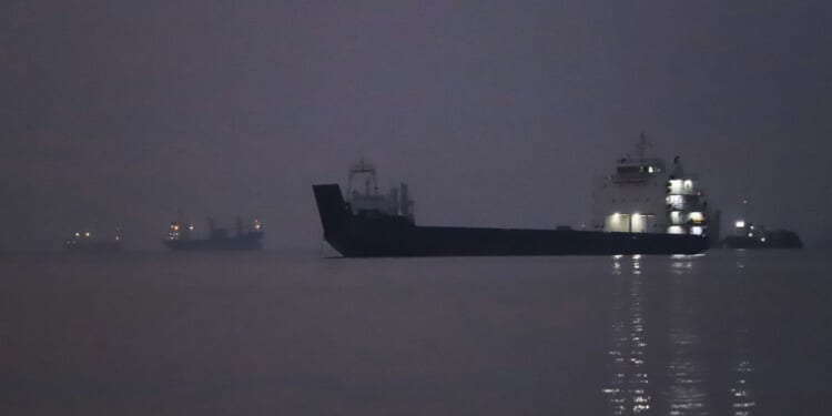 Hormuz traffic nears prewar levels as Iran war simmers