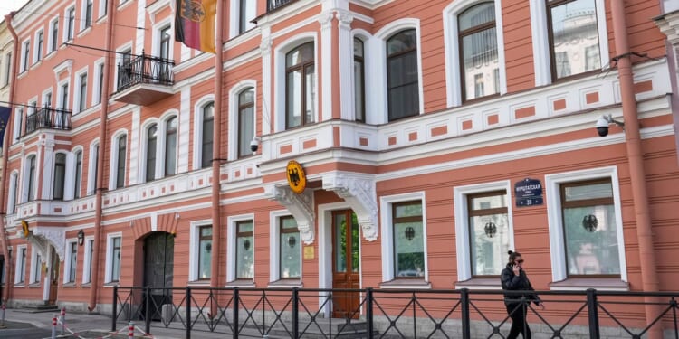 Russia announces the closure of the German consulate in St. Petersburg