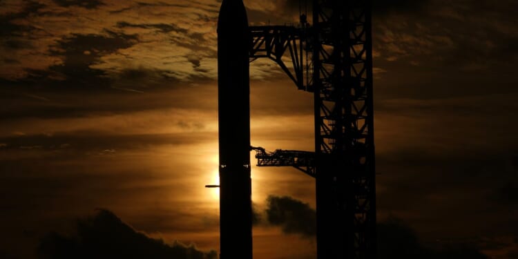 SpaceX's supersized Starship launches toward orbit for the first time