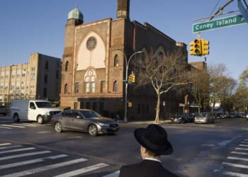 The New Normal? Knife-Wielding Man Shouting ‘Heil Hitler’ Chases Jewish Student in NYC – PJ Media