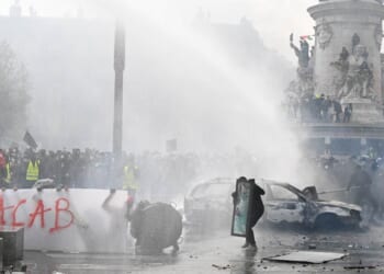 Marseille Rioters Burned Jewish-Owned Shops, Left Muslim-Owned Ones Untouched – PJ Media