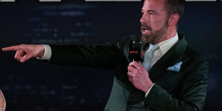 Ben Affleck warns that piling on Tom Cruise's 'Digger' will breed 'homogenized' Hollywood