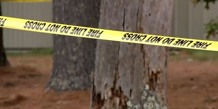 Experienced pilot among 6 killed in plane crash after ice accumulated on the wings during storm