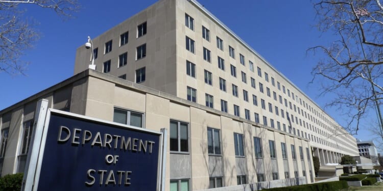 Federal law raises costs on taxpayers for State Department travel, GAO estimates