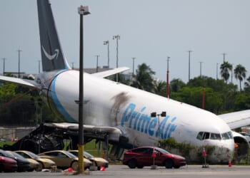 Federal report says pilots weren't warned about wind before Amazon cargo plane crashed in Miami