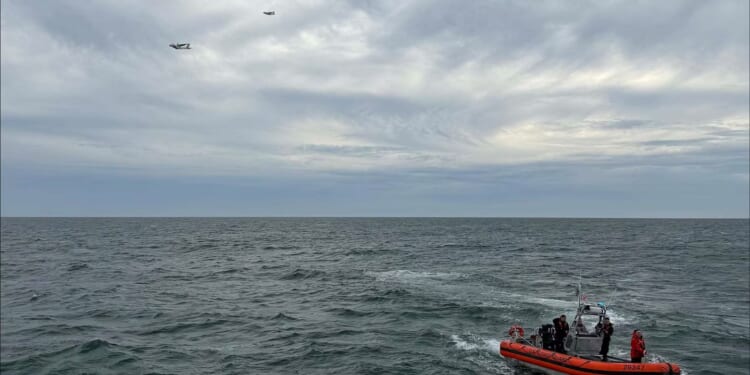 Search ongoing for missing medical flight from Bermuda to Boston as crews plan to scour ocean floor