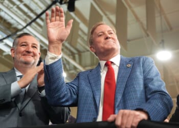 Trump warns Democratic majority would 'destroy' Texas at Paxton rally