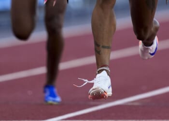 Washington state high school girls walk off cross-country race over runner's move to girls' team