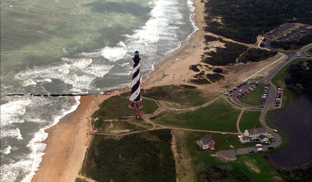 Things to know about dangerous rip currents and how swimmers caught in one can escape