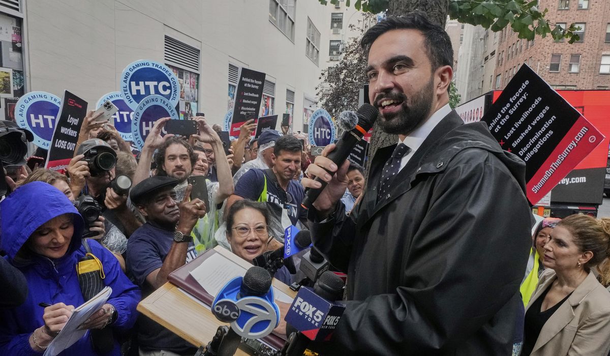Hochul's endorsement of socialist Mamdani for N.Y. mayor puts other top Democrats on the spot