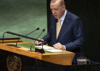 Trump and Turkey's Erdogan to discuss fighter jets, trade in huddle at White House