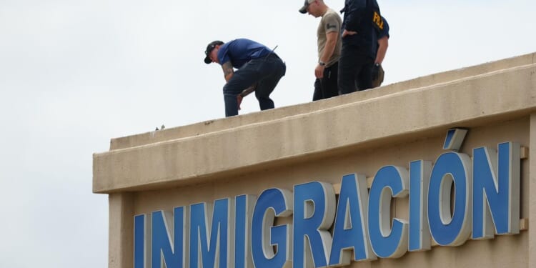 Immigration groups blame 'dehumanizing' Trump policies for anti-ICE shooting in Dallas
