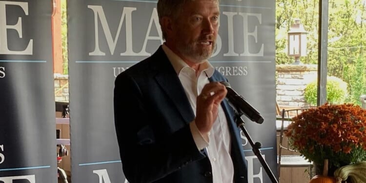 Thomas Massie tours his Kentucky district with support from Rand Paul