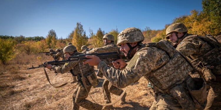 Ukraine's front line increases as Russia shifts tactics, top commander says