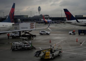 Delta flight's takeoff in Minneapolis aborted after a cockpit window opened