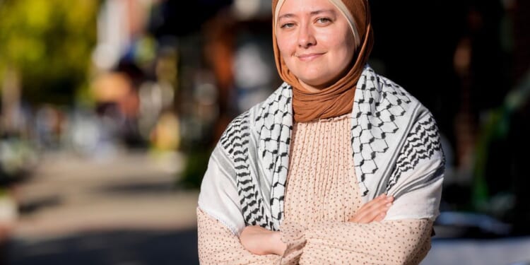 Ruwa Romman, with a history of Palestinian advocacy, enters the Georgia governor's race