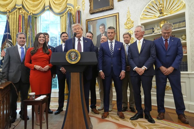 Trump Makes Big Announcements on Space, Venezuela, and Chicago – PJ Media