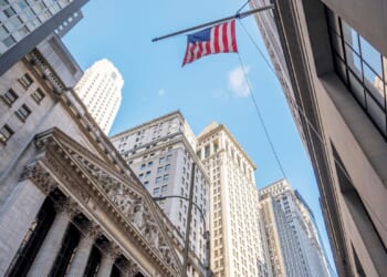 Wall Street takes sour view of government shutdown, economic data blackout