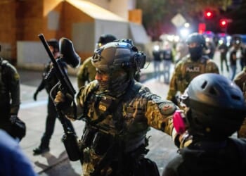 Judge issues new order blocking Donald Trump from bringing out-of-state troops to Oregon