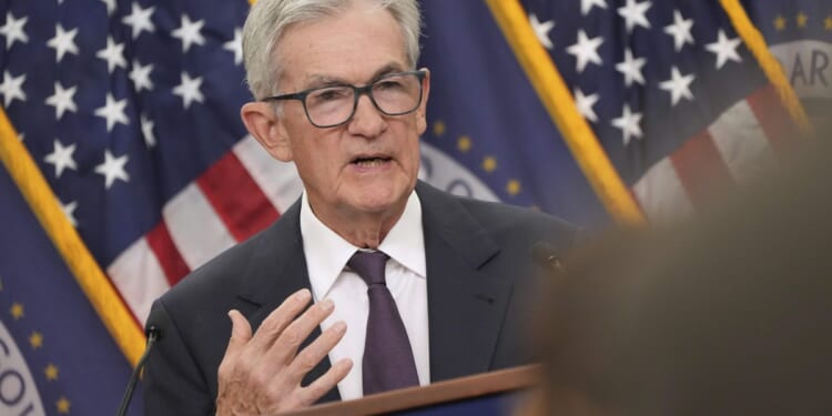 Most Federal Reserve officials supported further rate cuts as worries about jobs rose