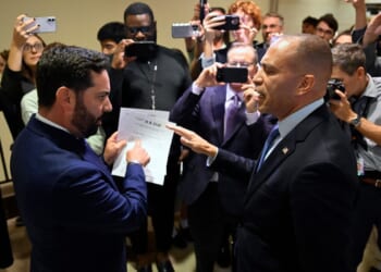 Frustrated lawmakers say lack of trust makes it harder to end the government shutdown