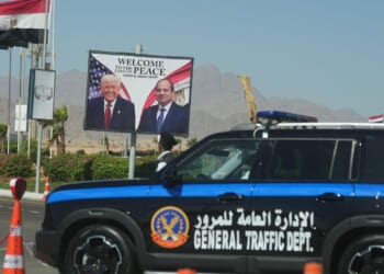 World leaders gathering in Egypt throw their weight behind the Gaza ceasefire deal