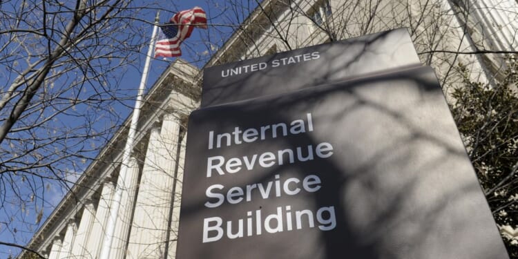 IRS has a bizarre habit of hanging up on callers