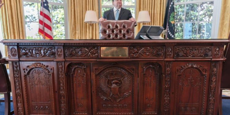 D.C. officials say more than 100 attractions remain open during the federal shutdown